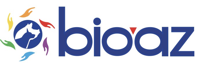 BioAZ avec un cochon et un chien